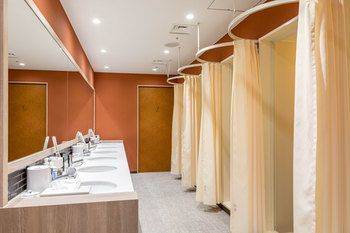 Tube Sq Hotel Csubu Kültér fotó